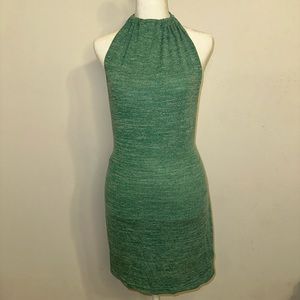 Backless dress